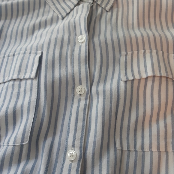 New Directions L blue/white striped long sleeve top **see pix for measurements** - Picture 13 of 15